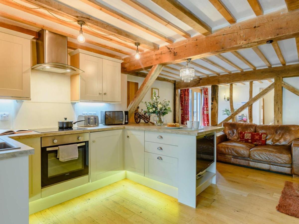 16Th Century Cartlodge With Private Hot Tub Diss Exterior foto
