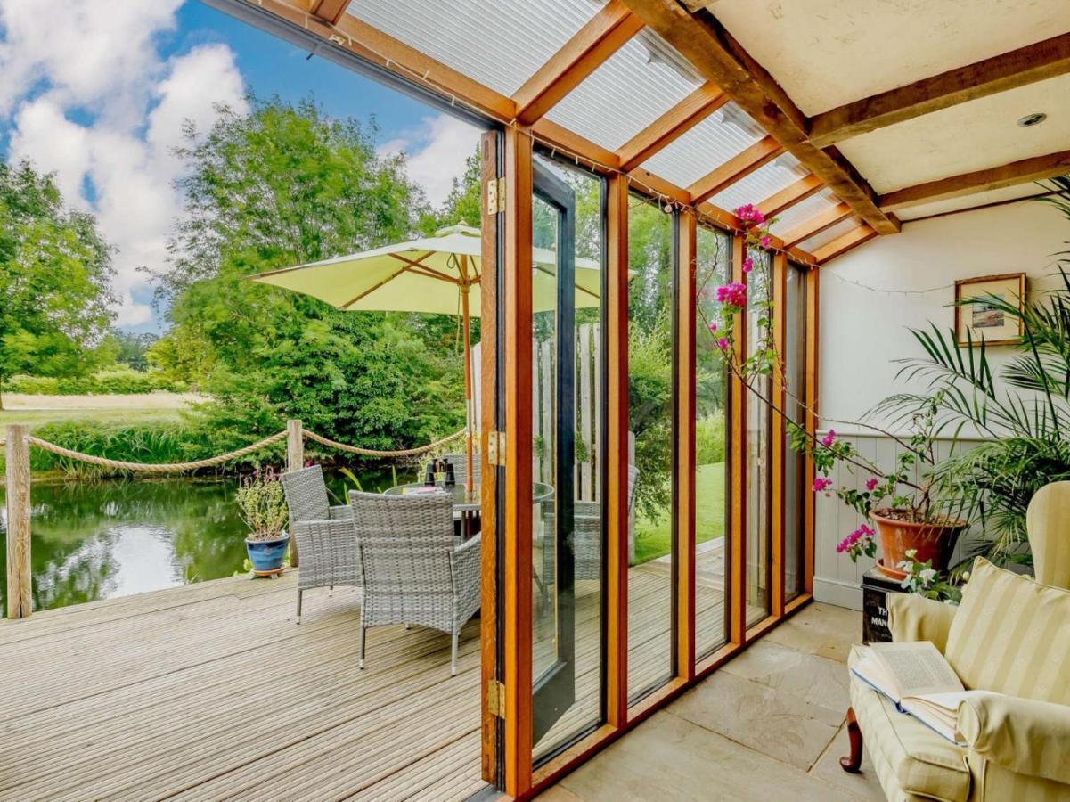 16Th Century Cartlodge With Private Hot Tub Diss Exterior foto