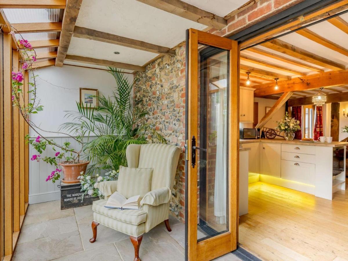 16Th Century Cartlodge With Private Hot Tub Diss Exterior foto